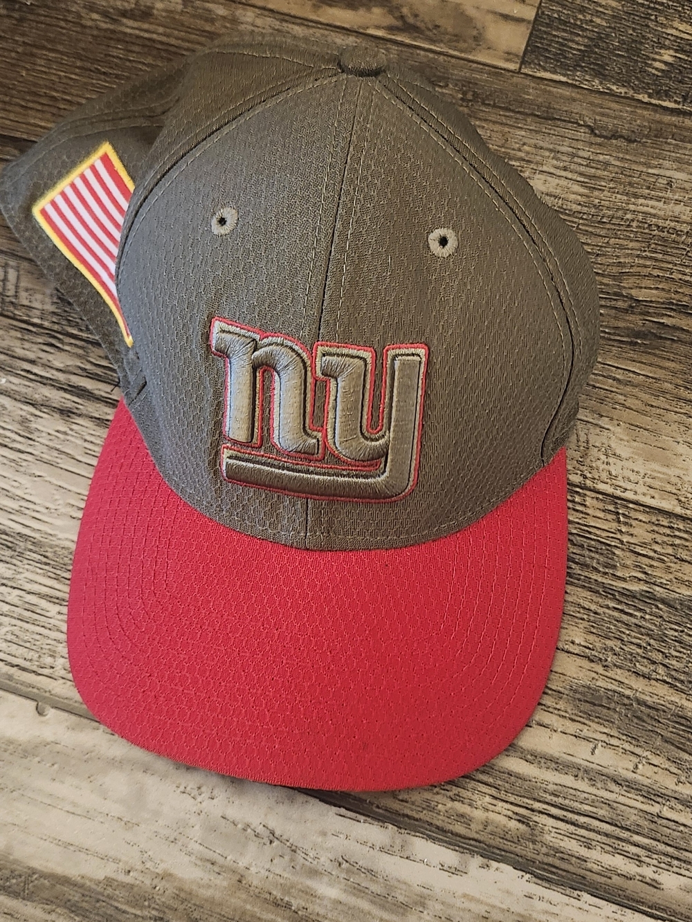 NFL  Cap with Gray Crown and Red Brim